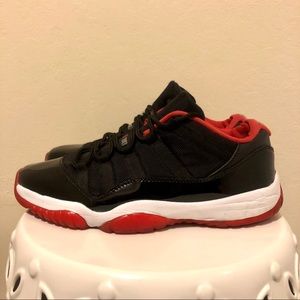 Nike Air Jordan 11 Bred Low